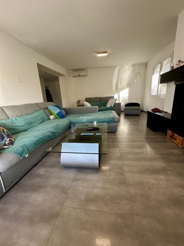 Maison - 170 m² - 5 pièces