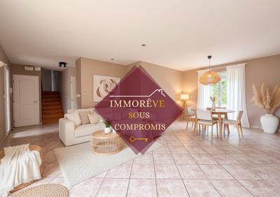 Maison - 120 m² - 6 pièces