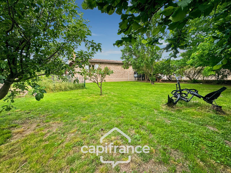 Maison - 197 m² - 9 pièces