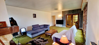 Maison - 245 m² - 6 pièces