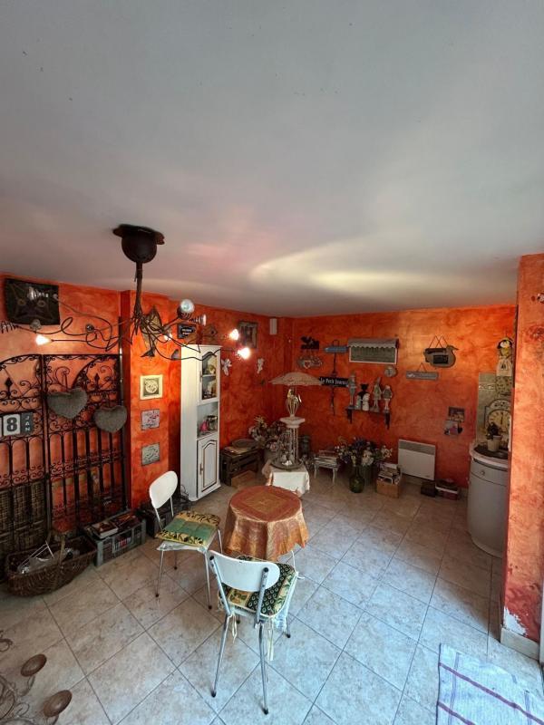 Maison - 180 m² - 5 pièces