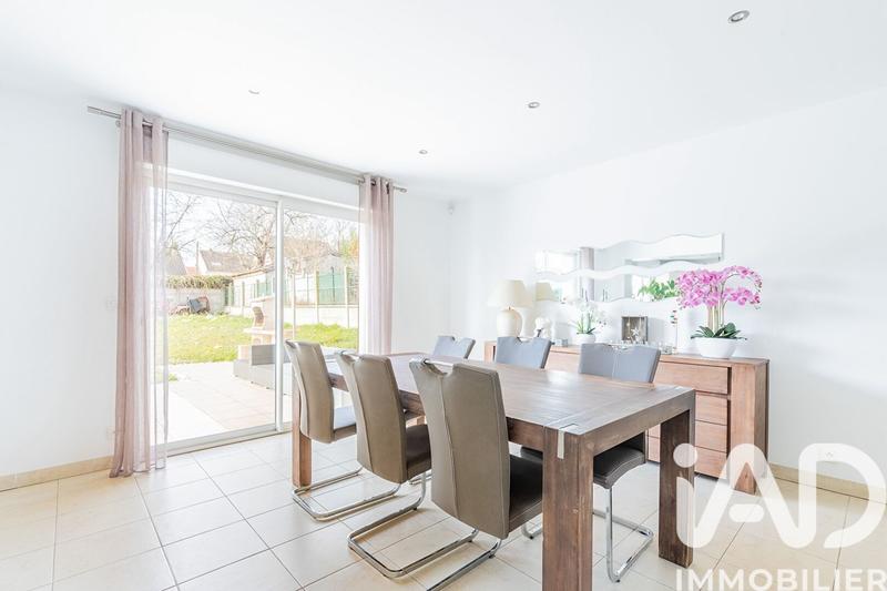 Maison - 199 m² - 7 pièces