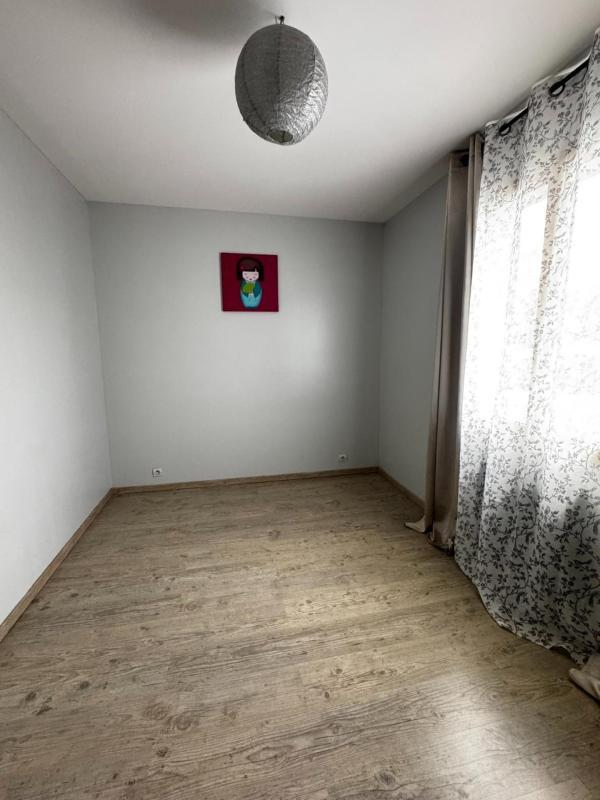 Maison traditionnelle - 100 m² - 4 pièces