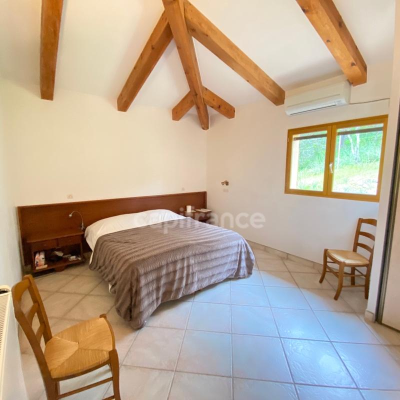 Maison - 89 m² - 3 pièces