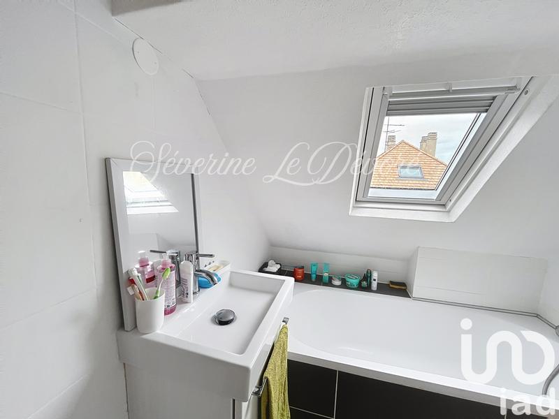 Maison - 111 m² - 6 pièces