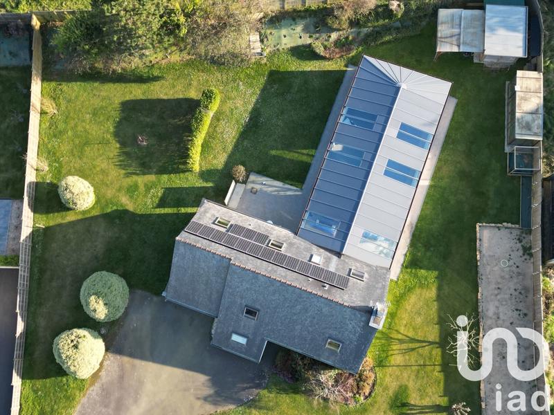 Maison - 145 m² - 9 pièces