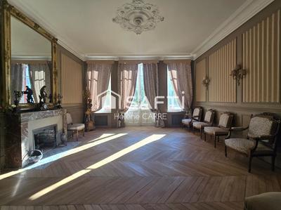 Château - 670 m² - 16 pièces