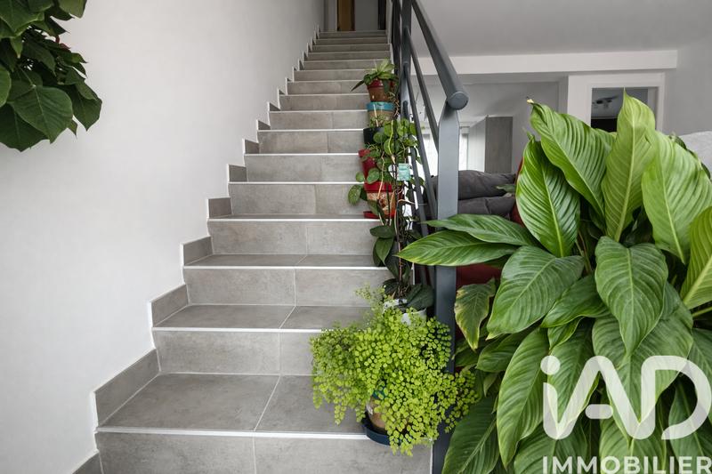 Maison - 95 m² - 4 pièces