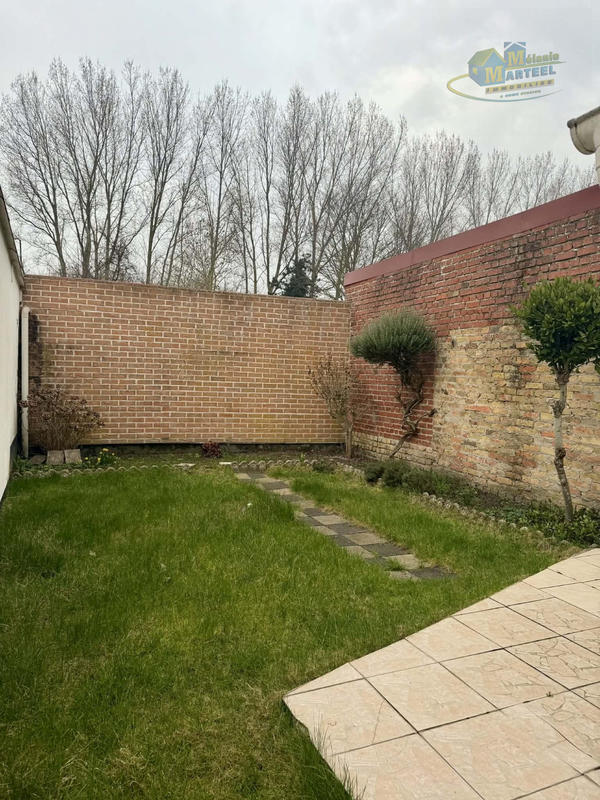 Maison - 85 m² - 4 pièces
