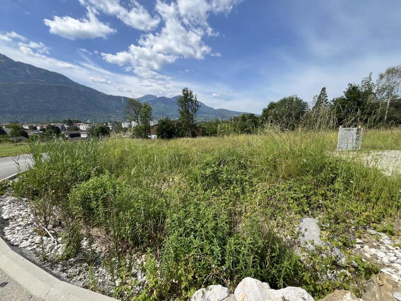 Terrain constructible - 844 m²