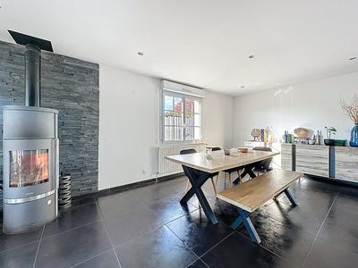 Maison - 133 m² - 7 pièces