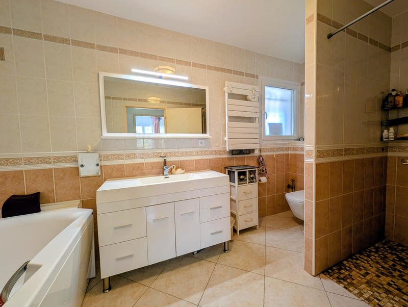 Villa - 130 m² - 4 pièces