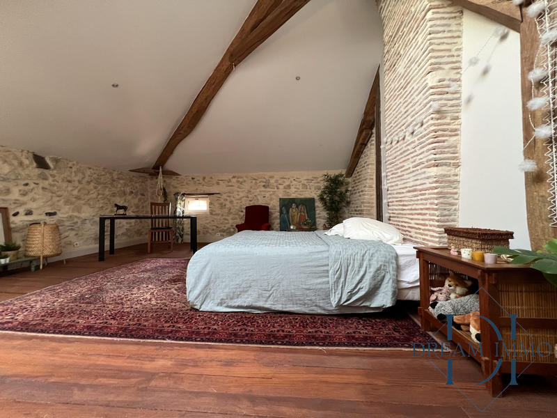 Villa - 374 m² - 8 pièces