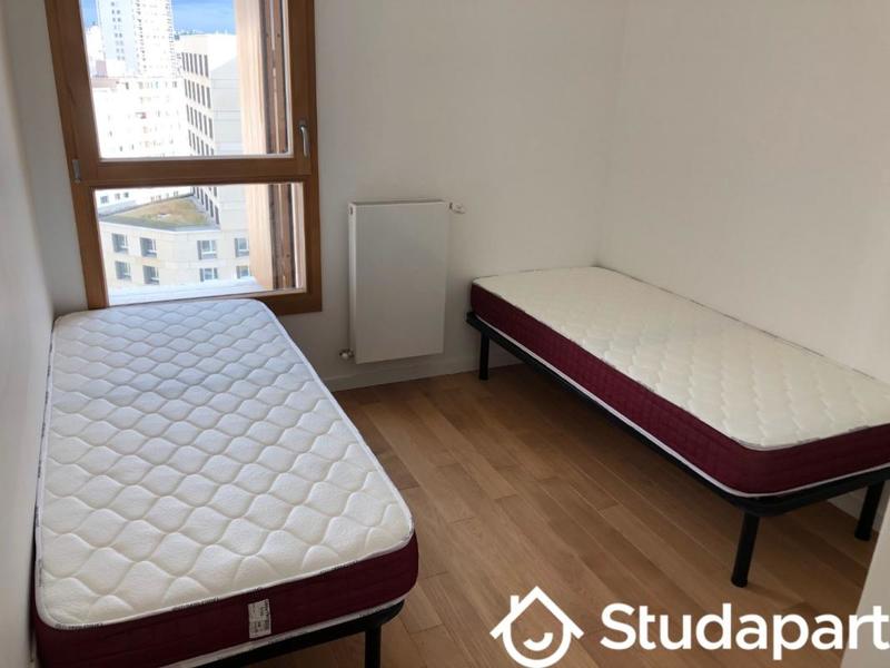 Chambre - 11 m² - 1 pièce