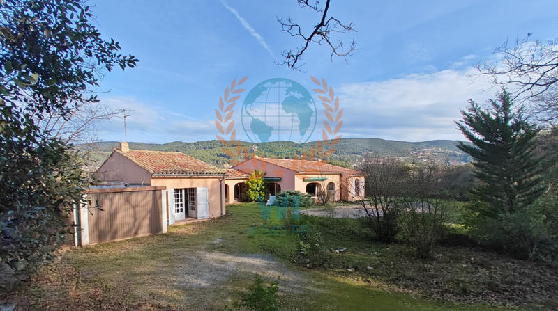 Villa - 190 m² - 6 pièces