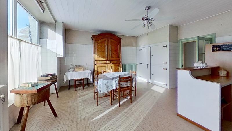 Maison - 179 m² - 7 pièces