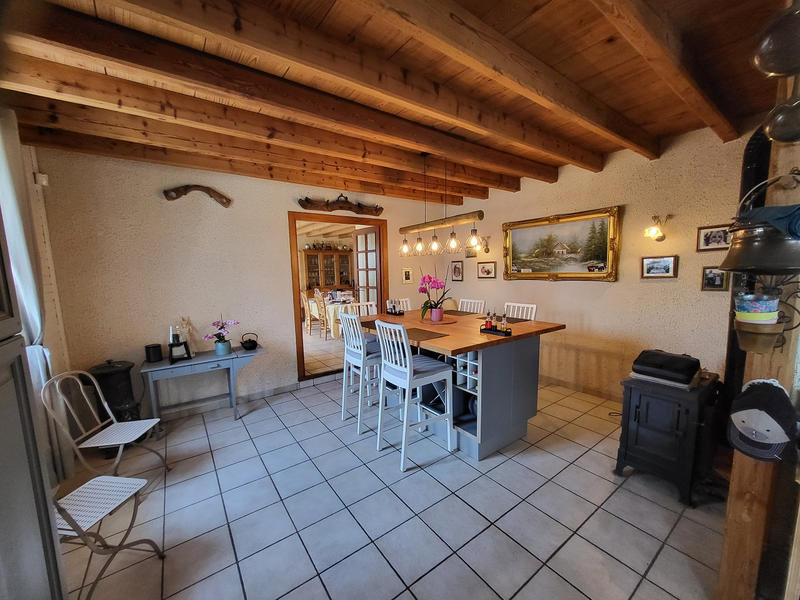 Corps de ferme - 483 m² - 8 pièces
