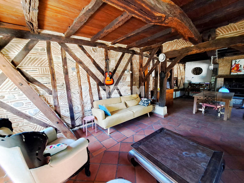 Maison - 172 m² - 8 pièces