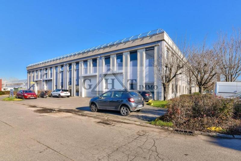 Entrepôt - 633 m²