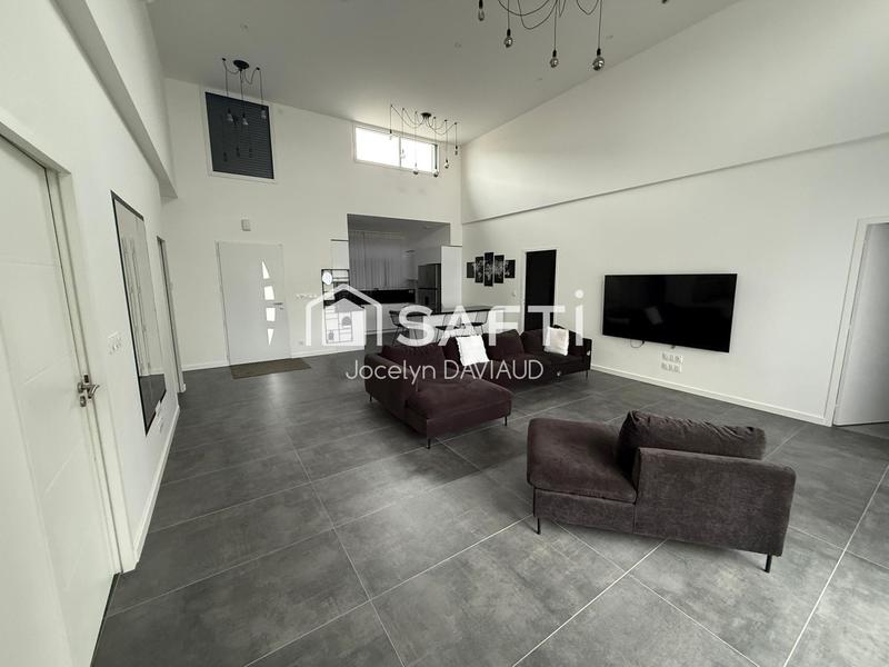 Maison - 150 m² - 5 pièces