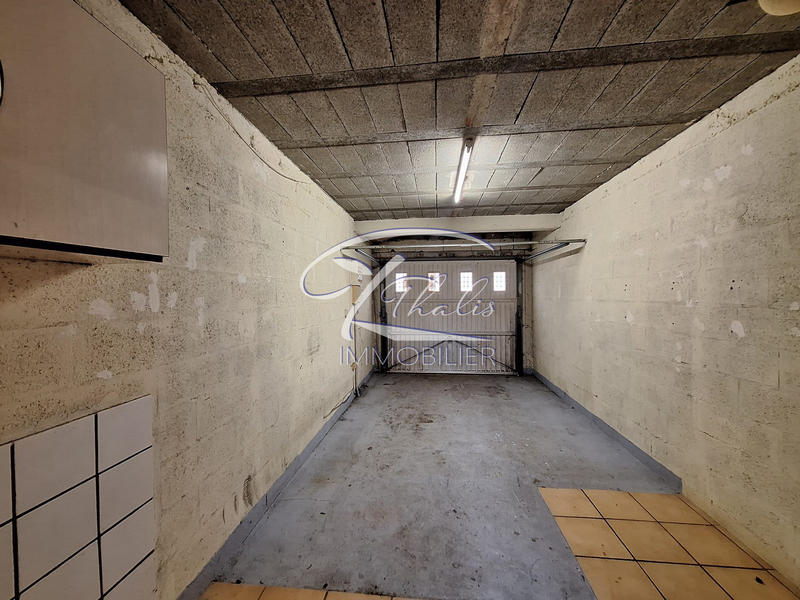 Maison traditionnelle - 86 m² - 8 pièces