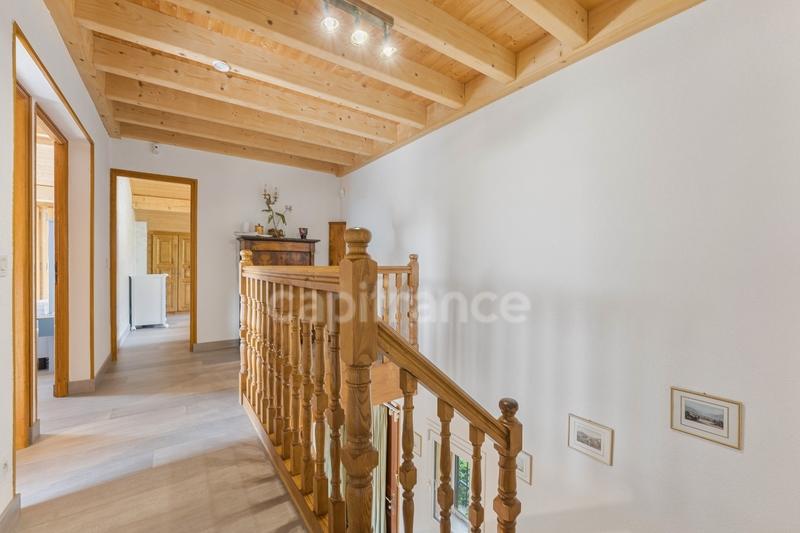 Maison - 151 m² - 5 pièces