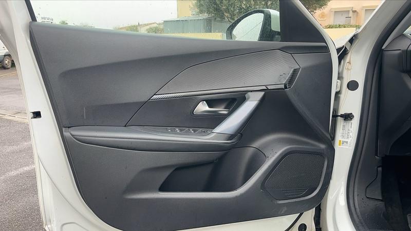 Peugeot 2008 II 1.2 PureTech 130 Eat8 Allure Business - Automatique