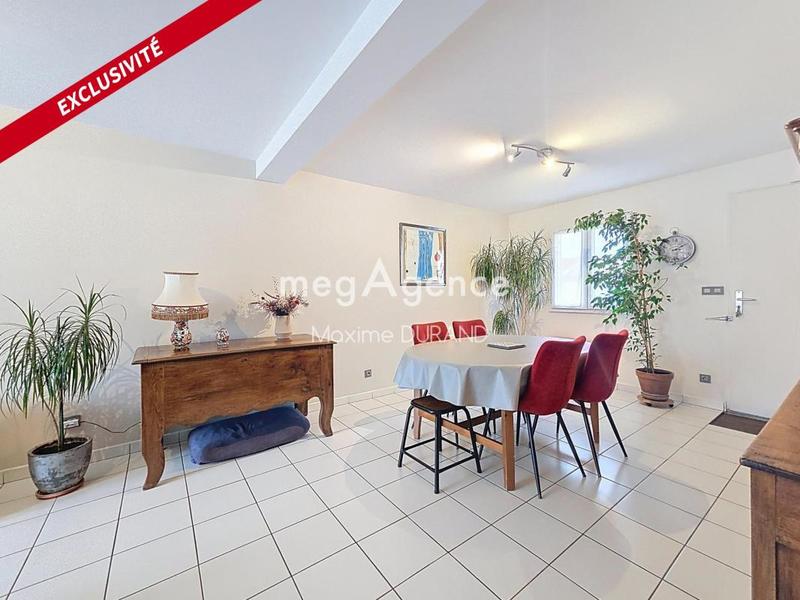 Maison traditionnelle - 93 m² - 4 pièces