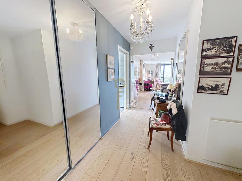 Appartement - 130 m² - 4 pièces