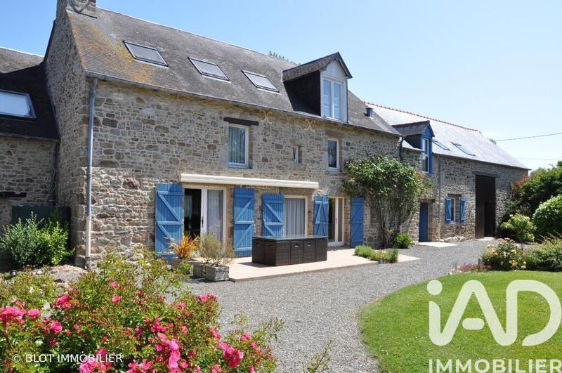 Maison - 554 m² - 18 pièces