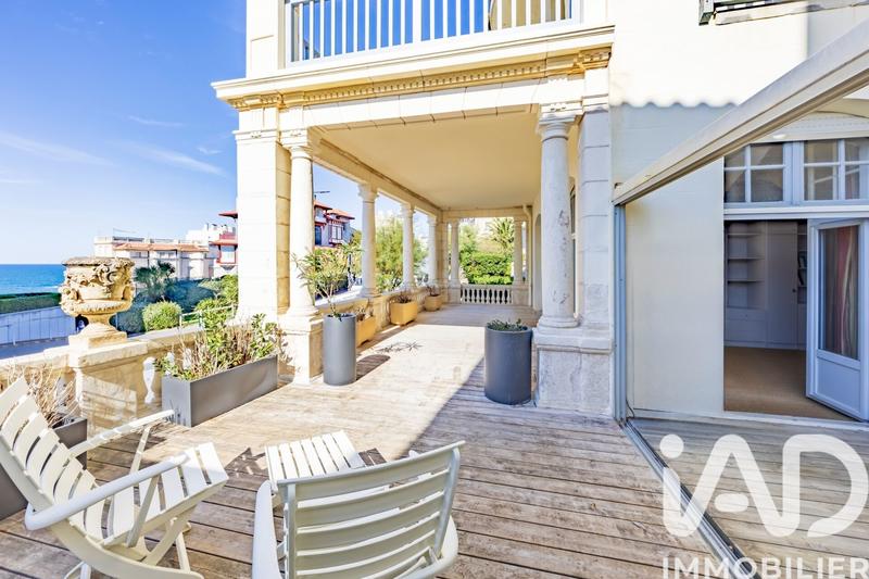 Appartement - 99 m² - 3 pièces