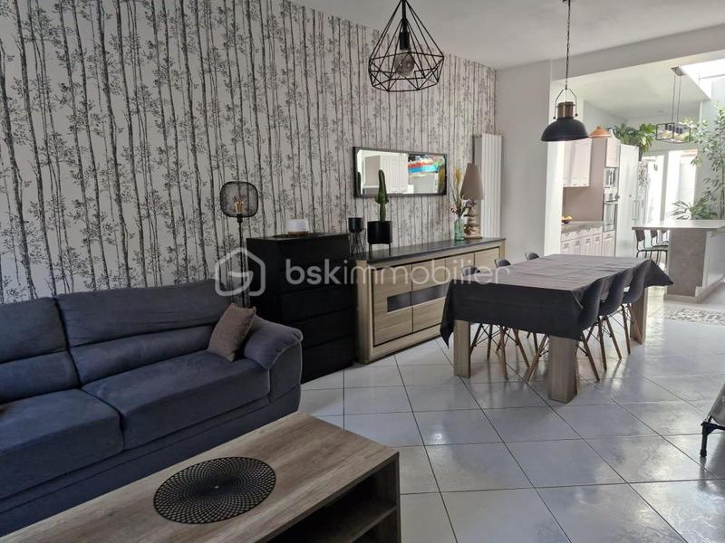 Maison - 77 m² - 5 pièces