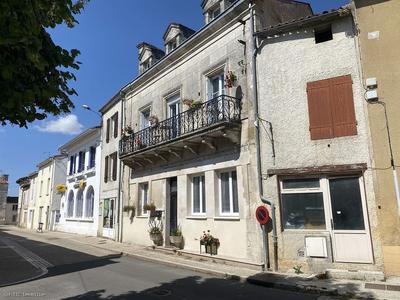 Maison de village - 156 m² - 5 pièces