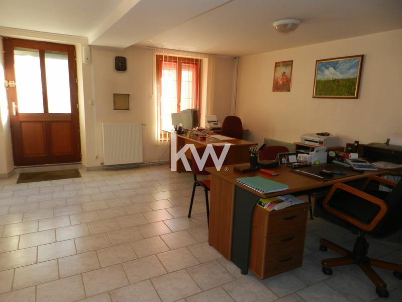 Corps de ferme - 360 m² - 15 pièces