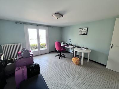 Maison traditionnelle - 229 m² - 10 pièces