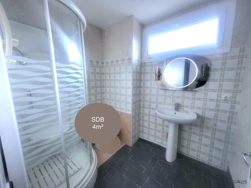 Maison - 80 m² - 5 pièces