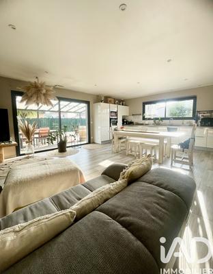 Maison - 106 m² - 4 pièces