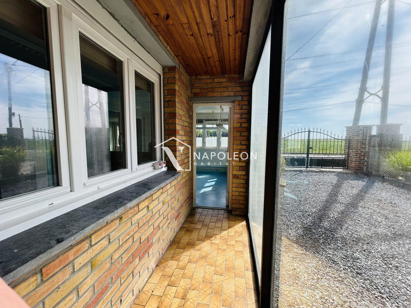 Local d'activités - 74 m²