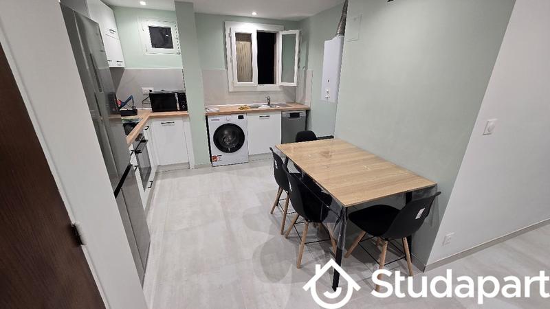 Chambre - 9 m² - 1 pièce