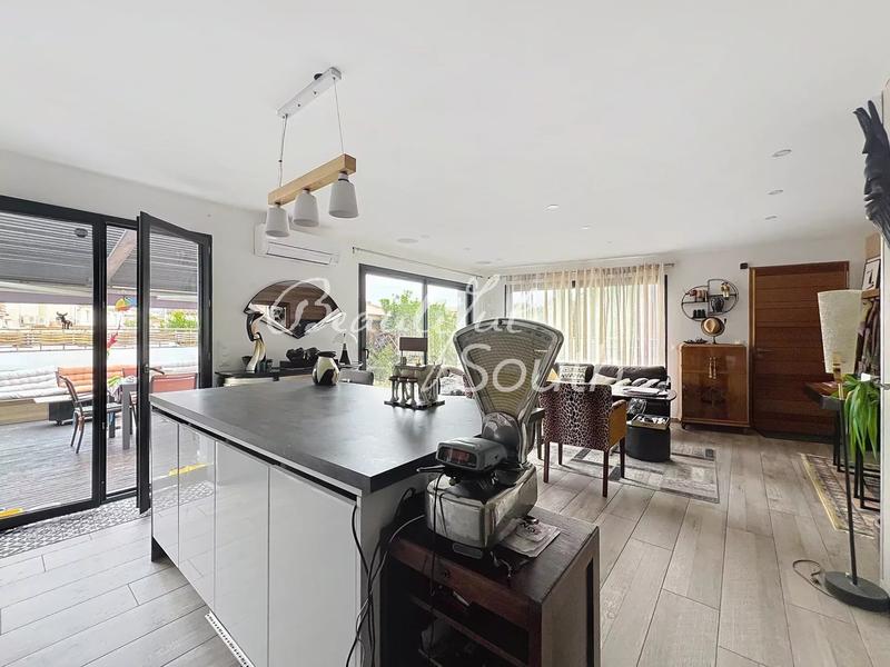 Maison - 84 m² - 4 pièces