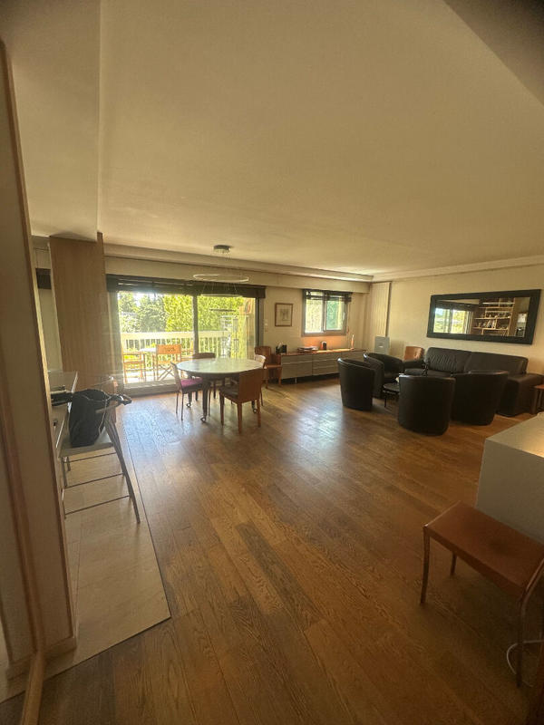 Appartement - 120 m² - 5 pièces