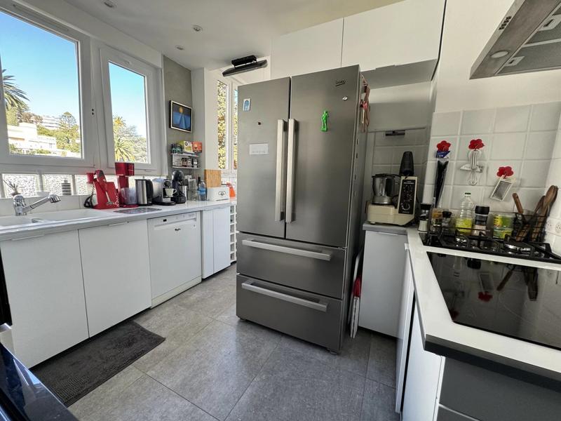 Appartement - 80 m² - 3 pièces