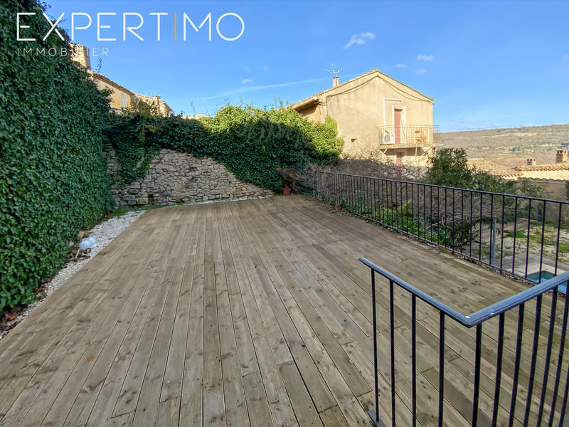 Maison de village - 257 m² - 10 pièces