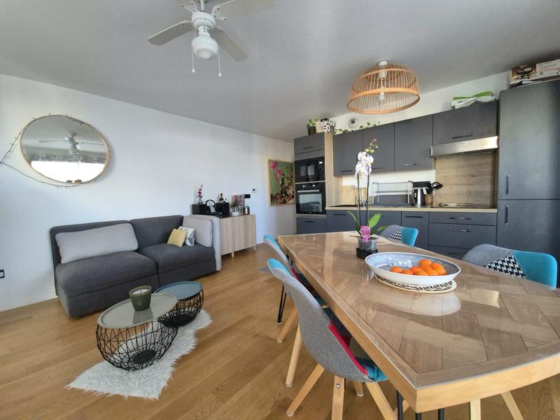 Appartement - 60 m² - 3 pièces