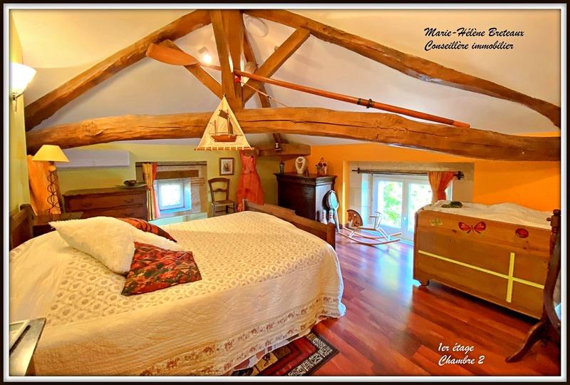 Maison - 310 m² - 9 pièces