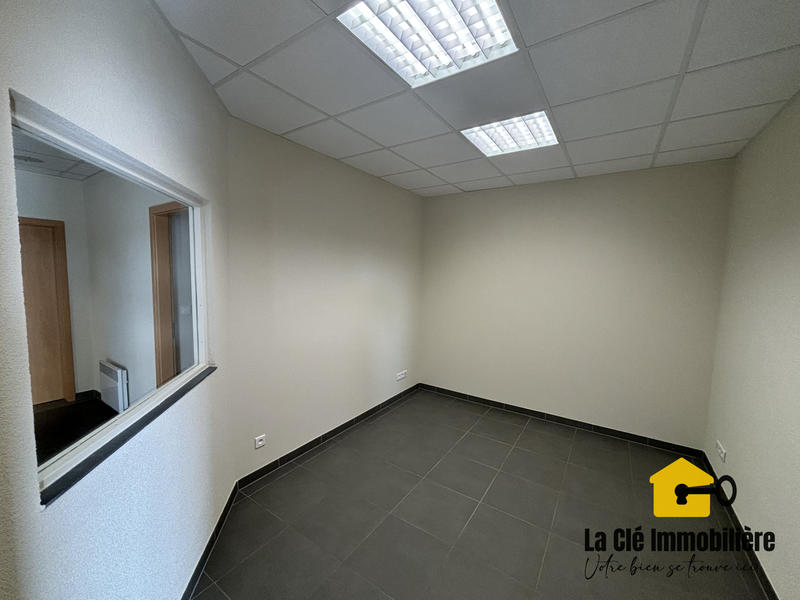 Local commercial - 399 m² - 7 pièces