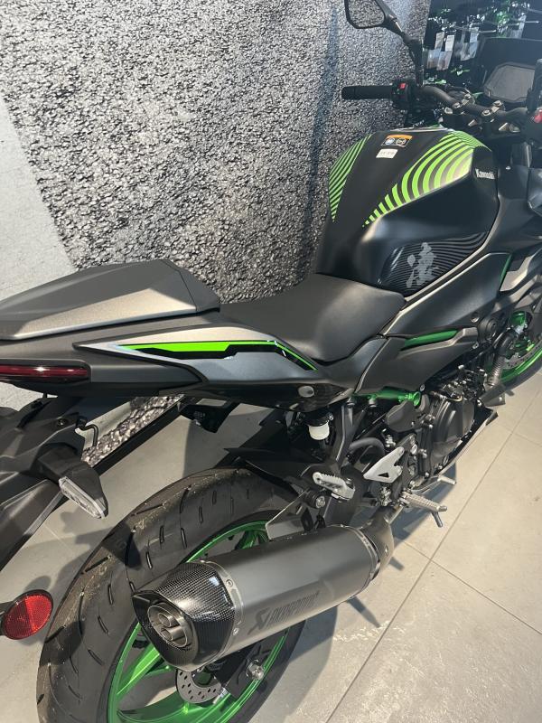 Kawasaki Z500 se Sugomi Performance 500