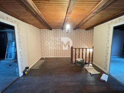 Maison - 436 m² - 8 pièces