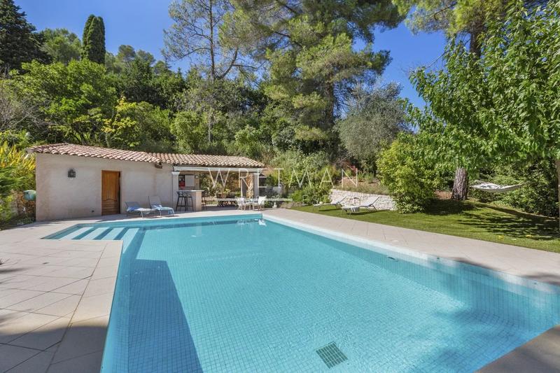 Villa - 139 m² - 6 pièces