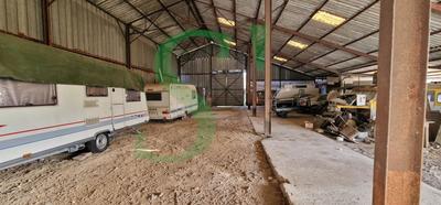 Corps de ferme - 700 m² - 3 pièces